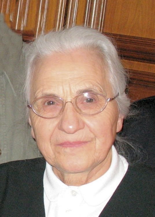 Adina Tovstiga